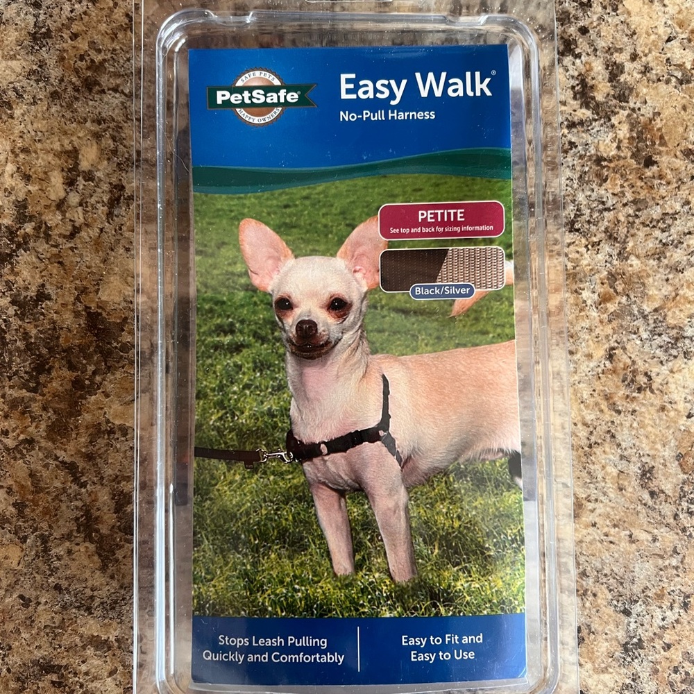 PetSafe Easy Walk No-Pull Harness Petite Black and Silver
